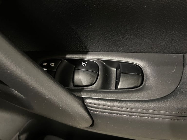 2018 Nissan X-Trail 1.6 dCi Tekna SUV 5dr Diesel Manual Euro 6 (s/s) (130 ps) ESTATE Diesel Manual