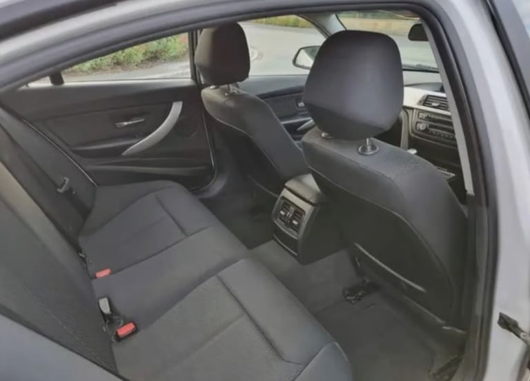 BMW 318D SE SAT NAV (2015)