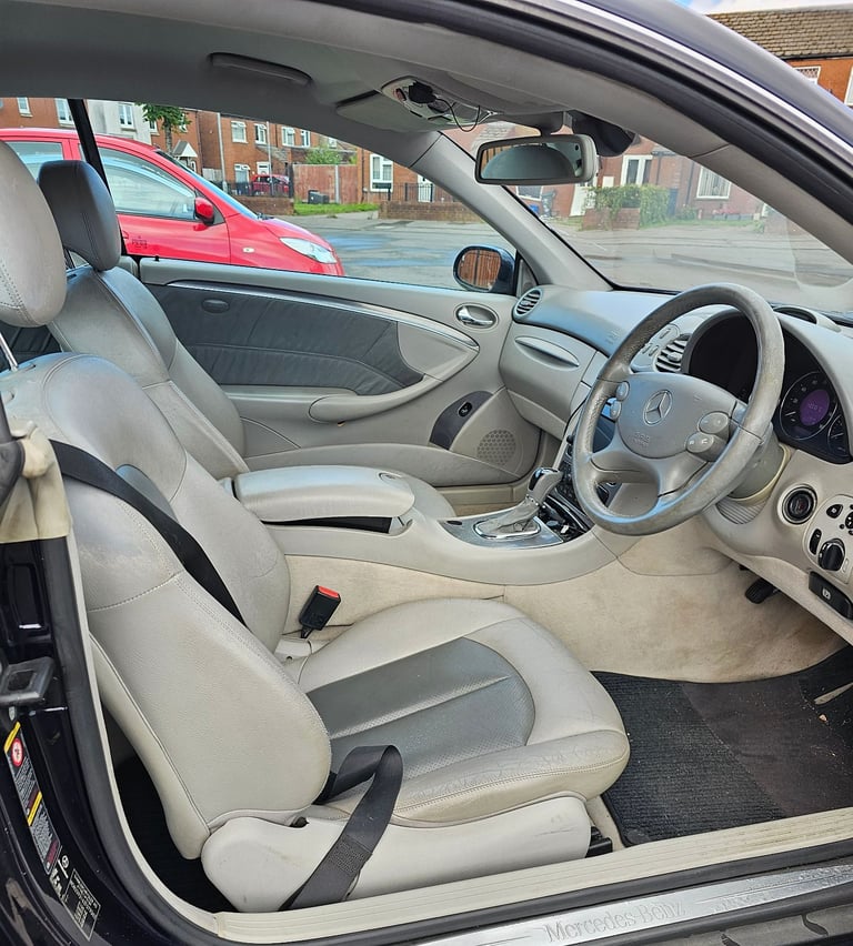 Mercedes-Benz, CLK, Coupe, 2003, Automatic, 2685 (cc), 2 doors
