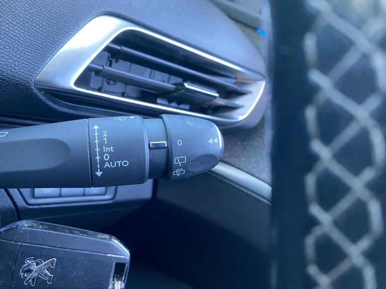 2020 Peugeot 3008 1.5 BlueHDi Allure Euro 6 (s/s) 5dr HATCHBACK Diesel Manual