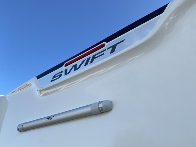 2022 SWIFT SPRITE SUPER QUATTRO FB TOURING CARAVAN