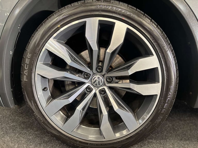 2020 Volkswagen Tiguan 2.0 TSi 230 4Motion SEL 5dr DSG ESTATE PETROL Automatic