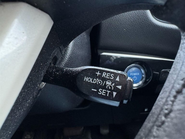 2016 Toyota Prius 1.8 VVT-h Active CVT Euro 6 (s/s) 5dr Hatchback Petrol/Ele Automatic