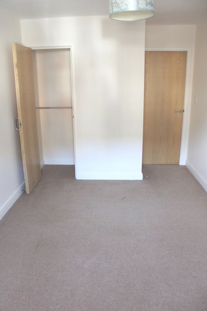 ATTENTION: Two Bedroom Apartment in Wolverhampton (Wednesfield) - Available Now!!!