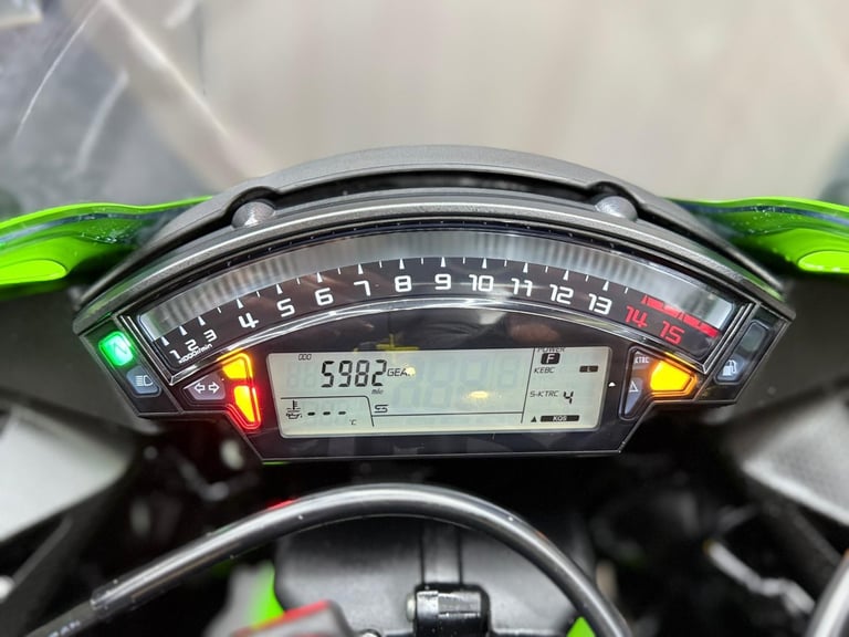 2016 16 Kawasaki Ninja ZX10R 1000 SGFA KRT Edition - SPARK EXHAUST - LOW MILES