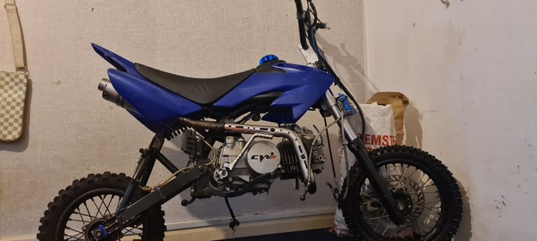 Pit bike 