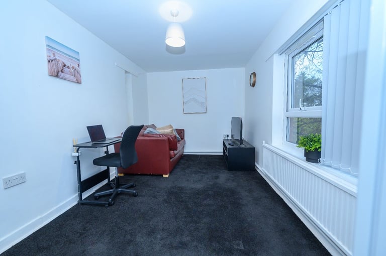 Short term stays Free parking Liverpool 