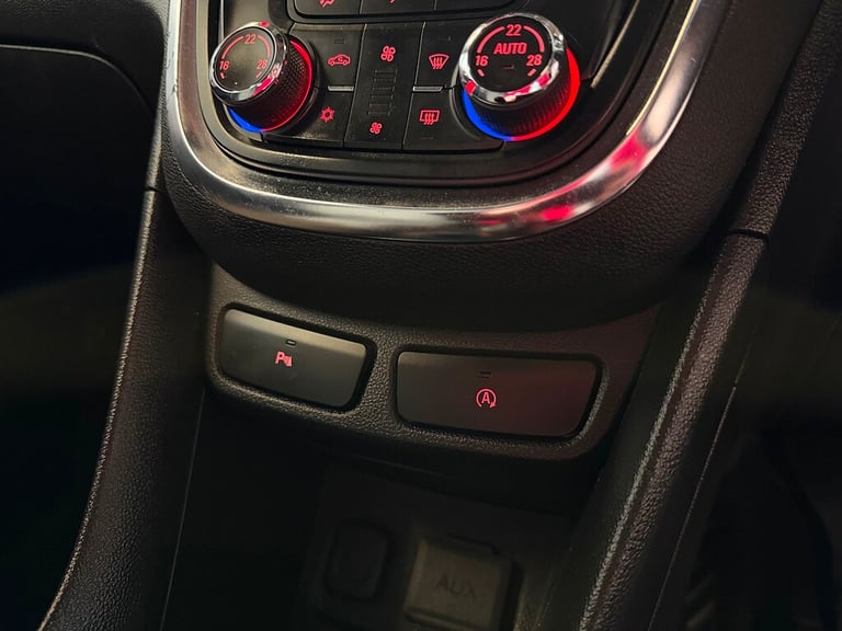 2016 Vauxhall Mokka 1.4i Turbo Exclusiv SUV 5dr Petrol Manual 2WD Euro 6 (s/s) (140 ps) SUV Petro...