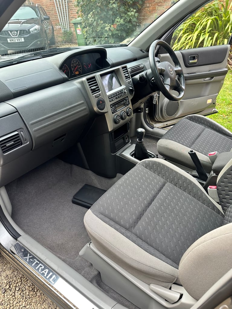 2006 Nissan X-Trail 2.2 dCi 136 Columbia 5dr ESTATE Diesel Manual