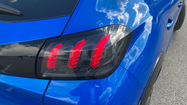 2020 Peugeot 208 1.2 PureTech 100 GT Line 5dr EAT8 Petrol Hatchback Hatchback Petrol Automatic