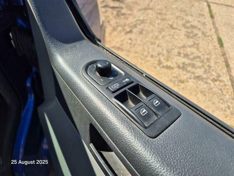 Volkswagen Transporter 2.5 TDi PD T32 Window Van 4dr Diesel Manual 4WD L1 (240 g