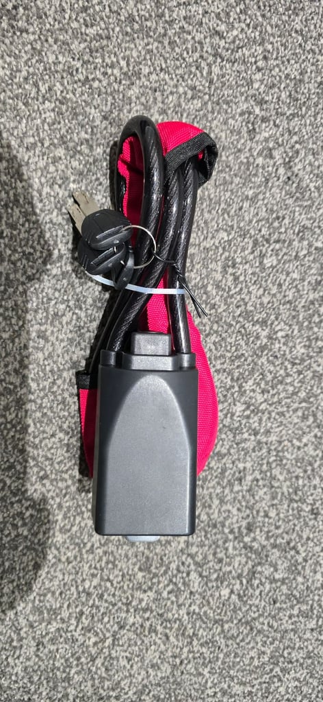 image for Seat belt steering wheel lock 