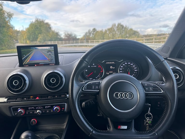 Audi, A3, Hatchback, 2016, Semi-Auto, 1968 (cc), 5 doors