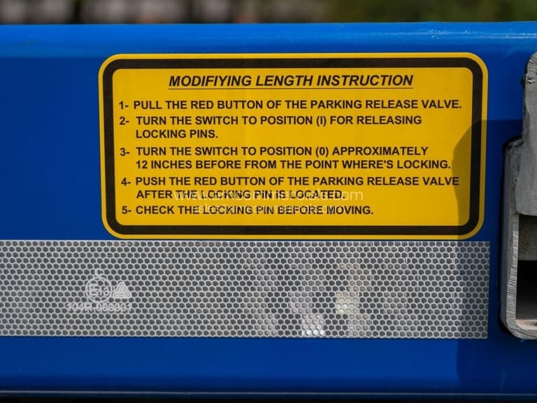 KASSBOHRER LOW LOADER 52800KG 3 AXLE EXTENDABLE