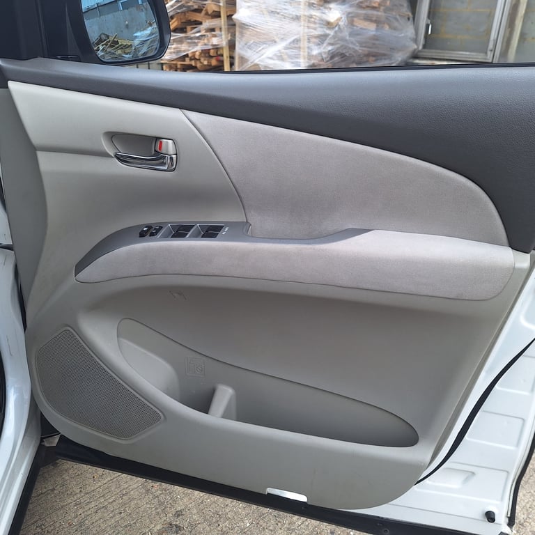 AUTOMATIC HYBRID PETROL