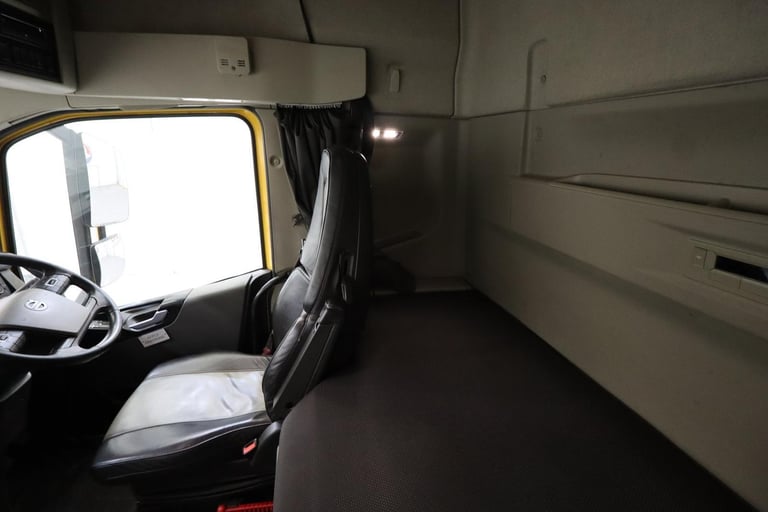 2019 (19 PLATE) Volvo FH460 6x2 Euro 6 Tractor Units