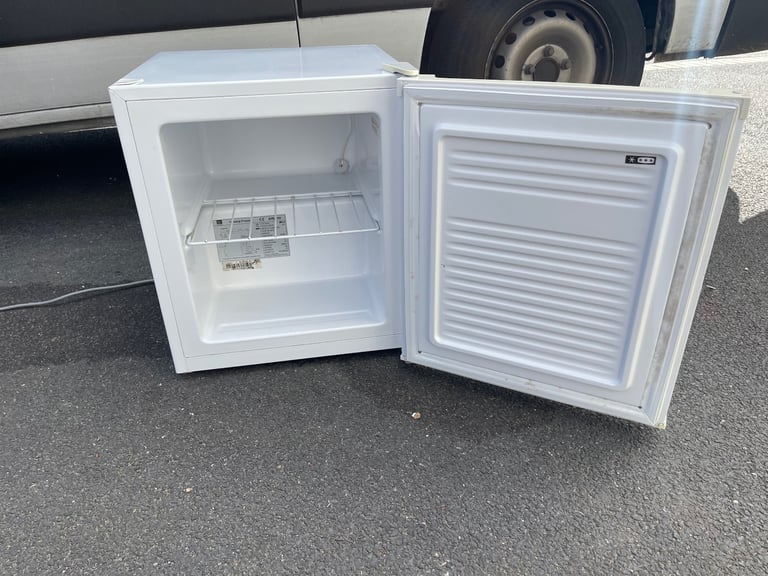 Table top freezer £30