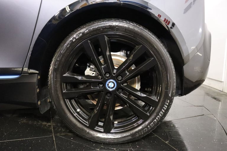 2022 BMW i3 42.2kWh S 5dr Auto (20 inchALLOYS, HEATED SEATS) Hatchback Automatic