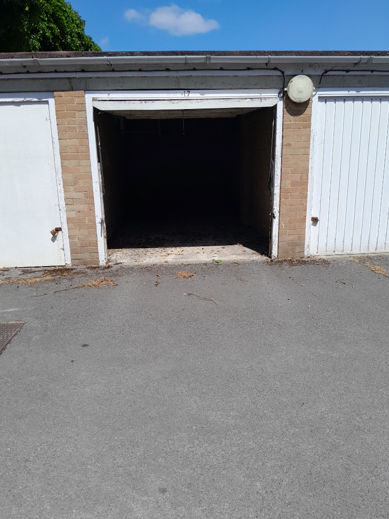 image for Garage to Rent in Hove