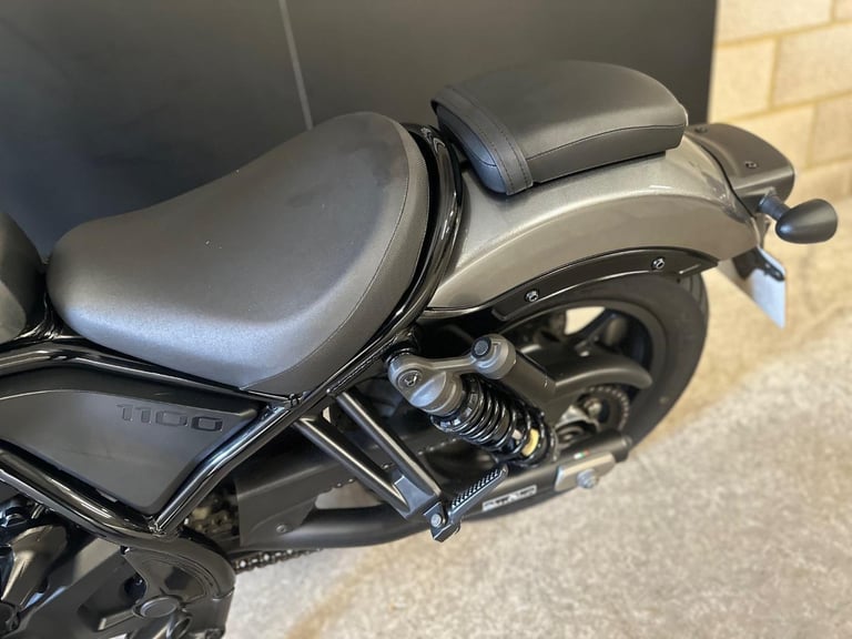 STUNNING ONE OWNER 2023/23 HONDA CMX 1100 REBEL DCT MOTORCYCLE 