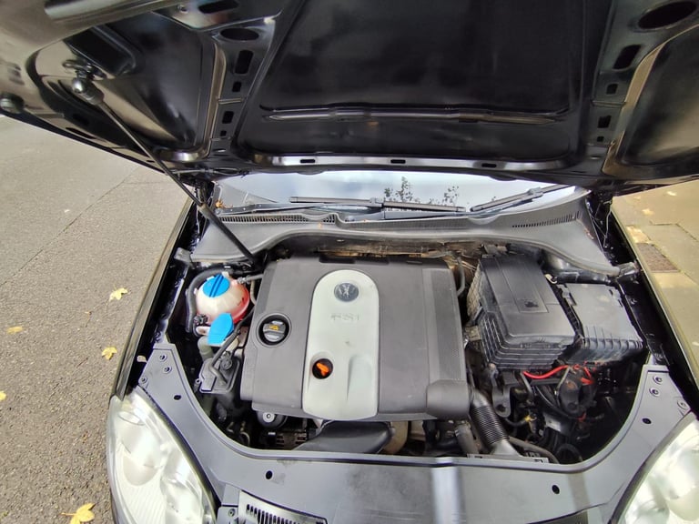 Volkswagen, GOLF, Hatchback, 2005, Other, 1598 (cc),5 doors - Image 7