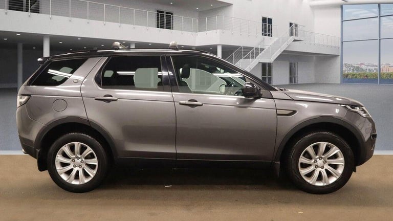 2015 Land Rover Discovery Sport 2.0 TD4 SE Tech Auto 4WD Euro 6 (s/s) 5dr ESTATE Diesel Automatic