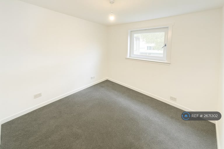 2 bedroom flat in Seaton Walk, Aberdeen, AB24 (2 bed) (#2671302)