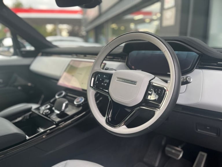 2023 J LAND ROVER RANGE ROVER SPORT 3.0 P400 MHEV DYNAMIC SE SUV 5DR PETROL AUTO