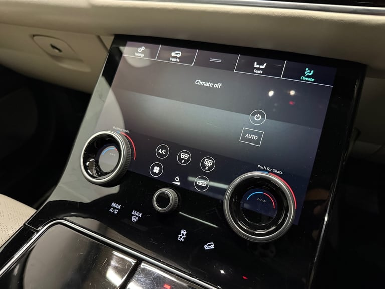 2018 68 RANGE ROVER LAND ROVER VELAR R DYNAMIC HSE D240 2.0 DIESEL 4WD BLACK EU6