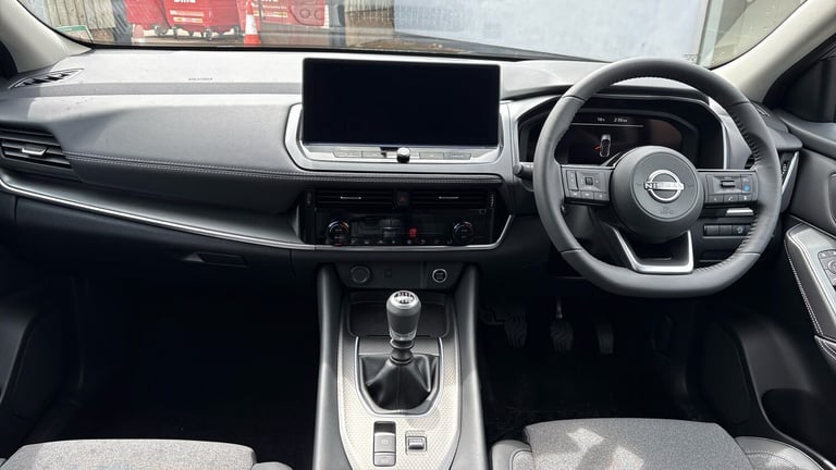 2025 Nissan Qashqai 1.3 DiG-T MH N-Connecta [Glass Roof] 5dr Petrol Hatchback Hatchback Petrol Ma...