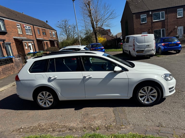 Volkswagen, GOLF, Estate, 2015, Semi-Auto, 1598 (cc), 5 doors