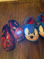 Boys brand new size 1 sonic slippers