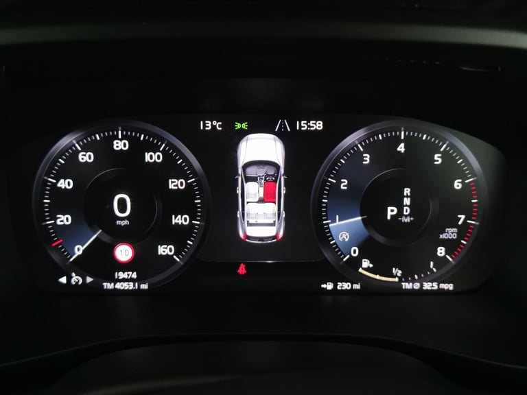 2020 Volvo XC40 1.5 T3 Momentum SUV 5dr Petrol Auto Euro 6 (s/s) (163 ps) - SENSUS SAT NAV  Suv P...