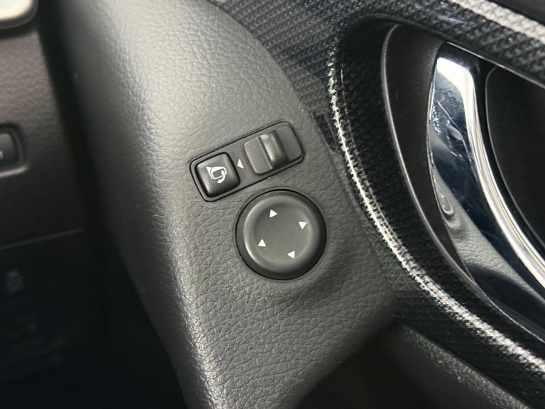 2017 Nissan X-Trail 1.6 dCi N-Vision XTRON Euro 6 (s/s) 5dr ESTATE Diesel Automatic