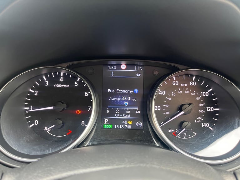 2017 Nissan Qashqai 1.2 DIG-T Acenta XTRON Euro 6 (s/s) 5dr HATCHBACK Petrol Automatic