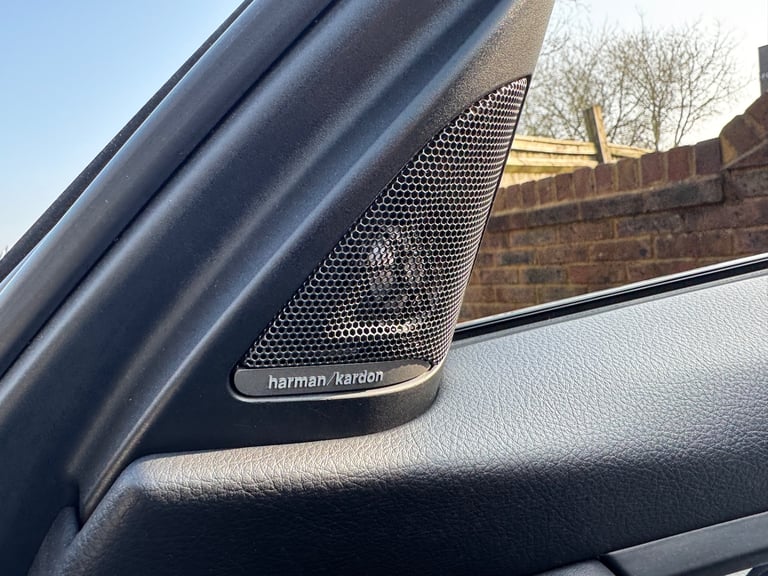 2018 (18) BMW M3 COMPETITION PACK DCT SALOON 3.0 BI TURBO + BLACK + INDIVIDUAL 