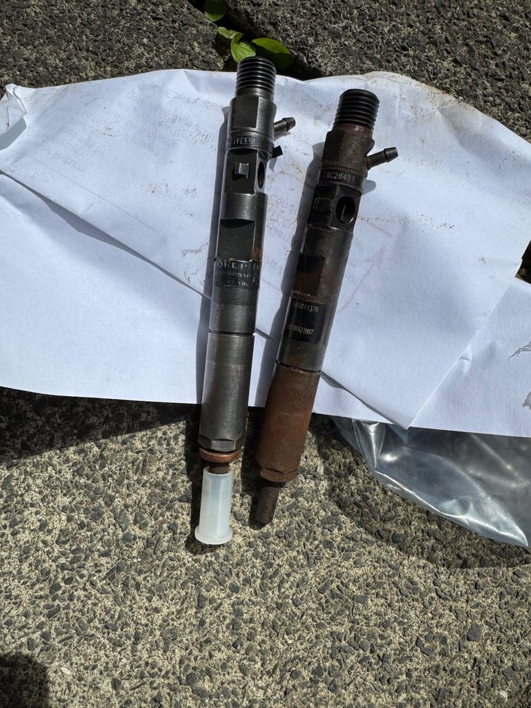 image for Renault diesel injector’s refurbished 166001137R