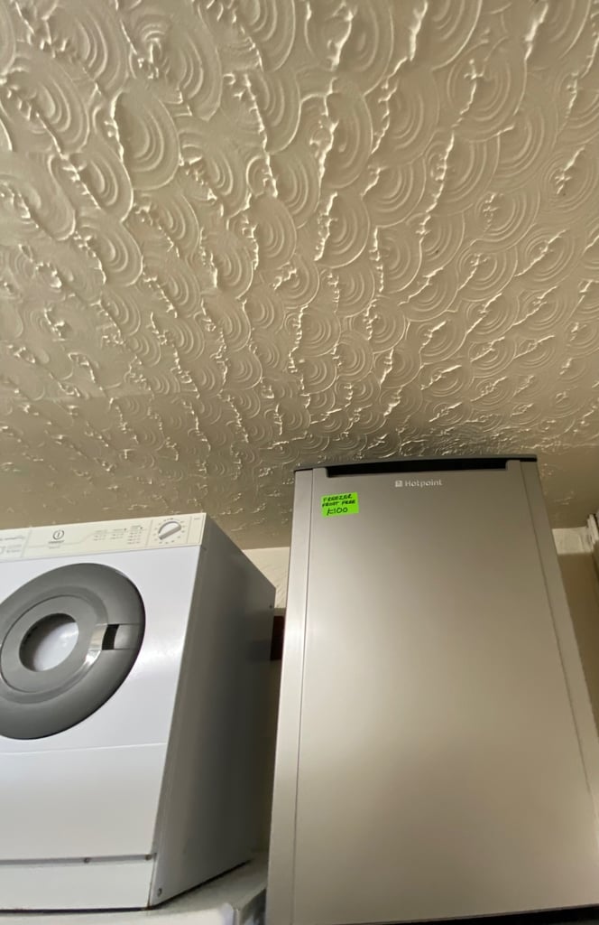 📞EXCELLENT CONDITION GREY HOTPOINT UNDER COUNTER FREEZER