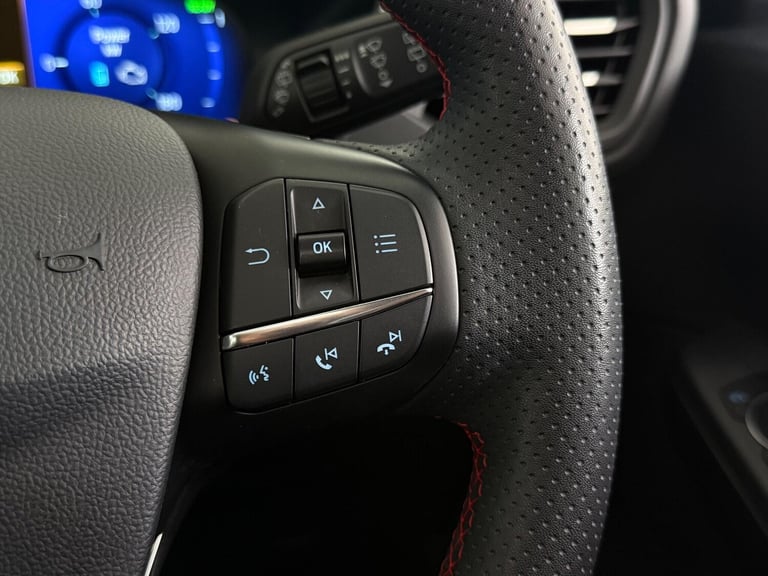 2022 Ford Kuga 2.5 EcoBoost Duratec 14.4kWh ST-Line X CVT Euro 6 (s/s) 5dr HATCHBACK Petrol/Elect...