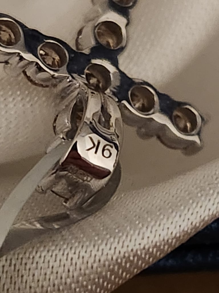 Cross 9ct Gold Diamond White Gold Cross champagne Diamonds Cross brand new 