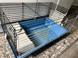 Indoor rabbit cage