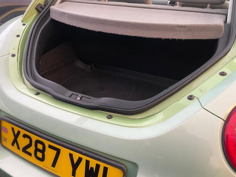 VW BEETLE 2.0 PETROL 2000 X REG 3 DOOR 1 OWNER GENUINE 70223 MOT MARCH 14TH 2026 SERVICE HISTORY
