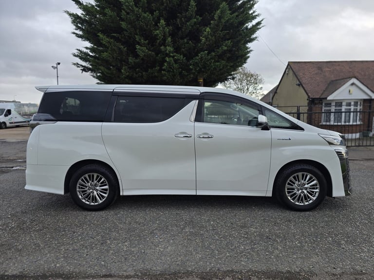 2018 Toyota Vellfire HYBRID 2.5 E-four 8 Seaters Euro 6  MPV Petrol/Hybrid Automatic