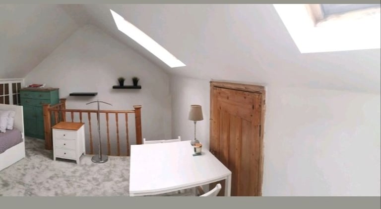 Entire Loft with private bathroom 