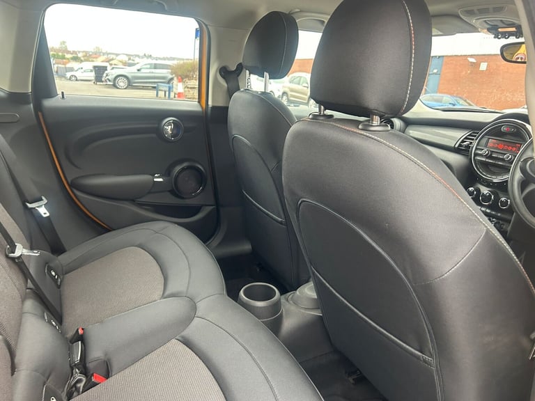 2015 MINI Hatch 1.2 One 5dr HATCHBACK Petrol Manual