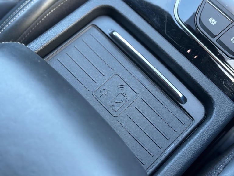 AUDI Q5 2.0 TDI 40 Black Edition 2024