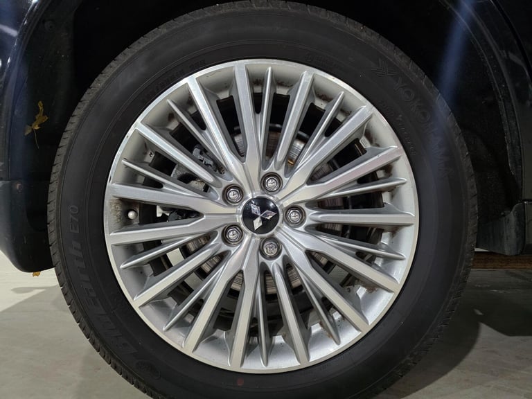 2019 Mitsubishi Outlander 2.4h TwinMotor 13.8kWh 4h CVT 4WD Euro 6 (s/s) 5dr ESTATE Petrol/Electr...