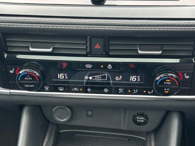 2025 Nissan Qashqai 1.5 h e-POWER Tekna SUV 5dr Petrol Hybrid Auto Euro 6 (s/s) (190 ps) SUV PETR...