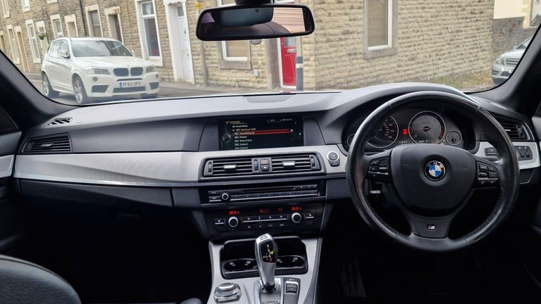 2013 BMW 5 Series 520d M Sport 4dr Step Auto [Start Stop] SALOON DIESEL Automatic