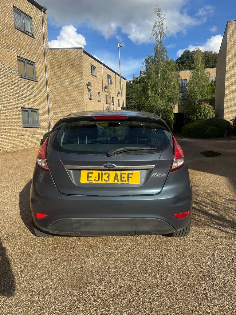 Ford, FIESTA, Hatchback, 2013, Manual, 1241 (cc), 5 doors